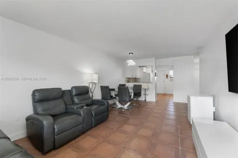 1950 W 54th Street Hialeah FL 33012