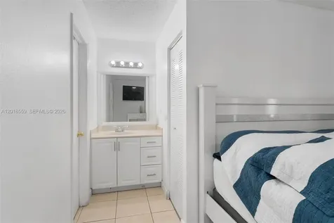 1950 W 54th Street Hialeah FL 33012