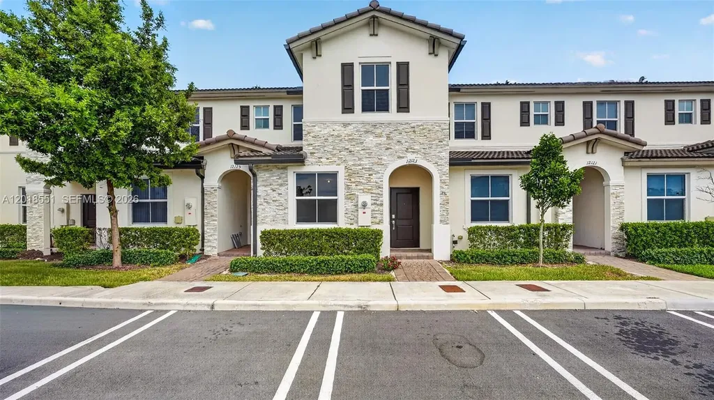 12123 NW 23rd Court Miami FL 33167