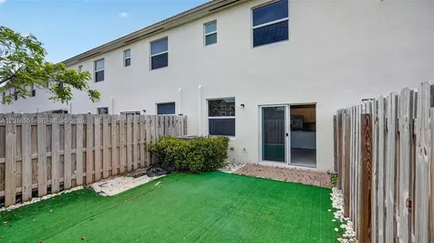12123 NW 23rd Court Miami FL 33167