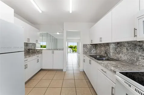 1950 W 54th Street Hialeah FL 33012