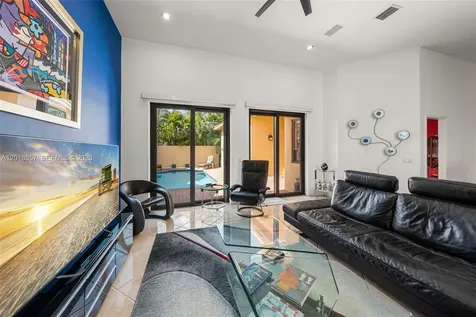 1170 NW 166th Avenue Pembroke Pines FL 33028