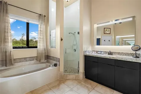 1170 NW 166th Avenue Pembroke Pines FL 33028