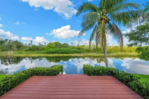 1170 NW 166th Avenue Pembroke Pines FL 33028
