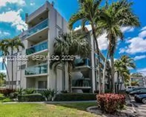 8445 Springtree Drive Sunrise FL 33351