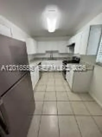 8445 Springtree Drive Sunrise FL 33351