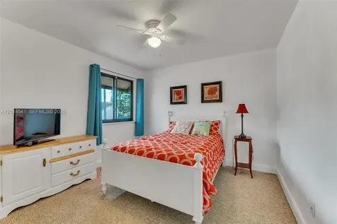 9641 SW 148th Place Miami FL 33196