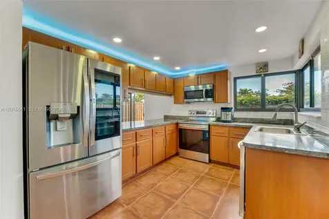 9641 SW 148th Place Miami FL 33196