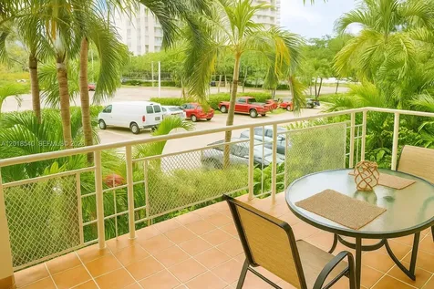 910 Bay Drive Miami Beach FL 33141