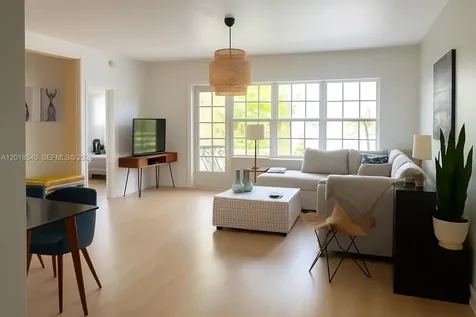910 Bay Drive Miami Beach FL 33141