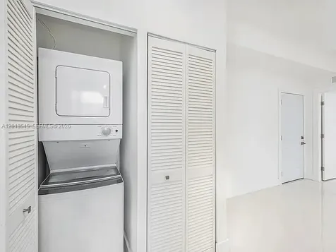 676 NW 47th Street Miami FL 33127