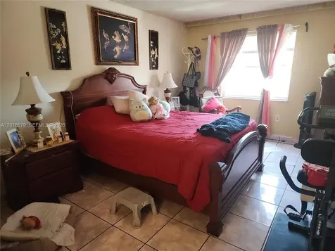 6095 W 19th Avenue Hialeah FL 33012