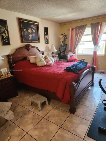 6095 W 19th Avenue Hialeah FL 33012
