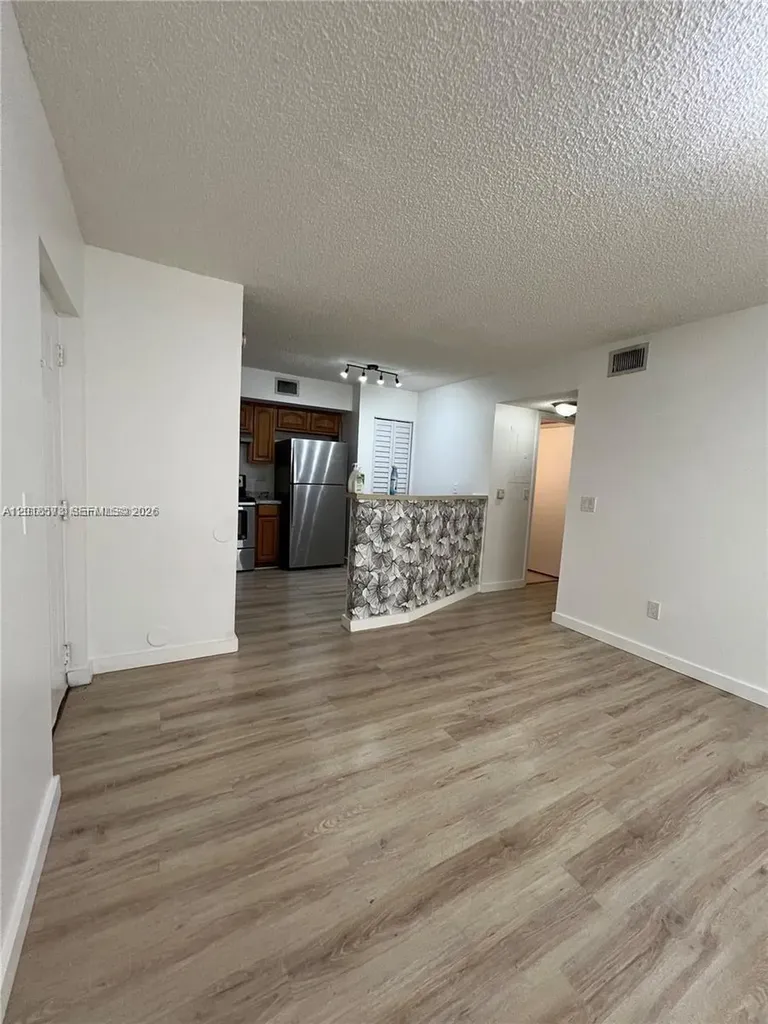 3700 N 56th Avenue Hollywood FL 33021