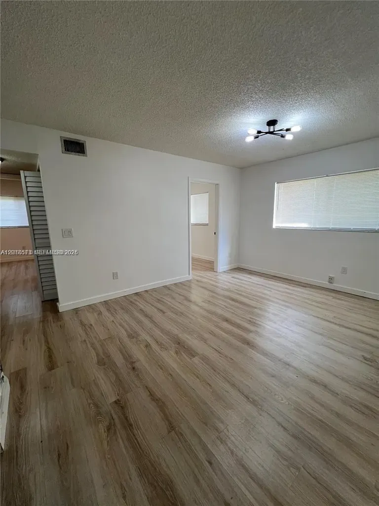 3700 N 56th Avenue Hollywood FL 33021