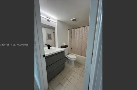 3700 N 56th Avenue Hollywood FL 33021