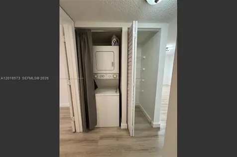3700 N 56th Avenue Hollywood FL 33021