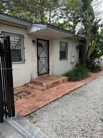 2916 SW 27th Avenue Miami FL 33133