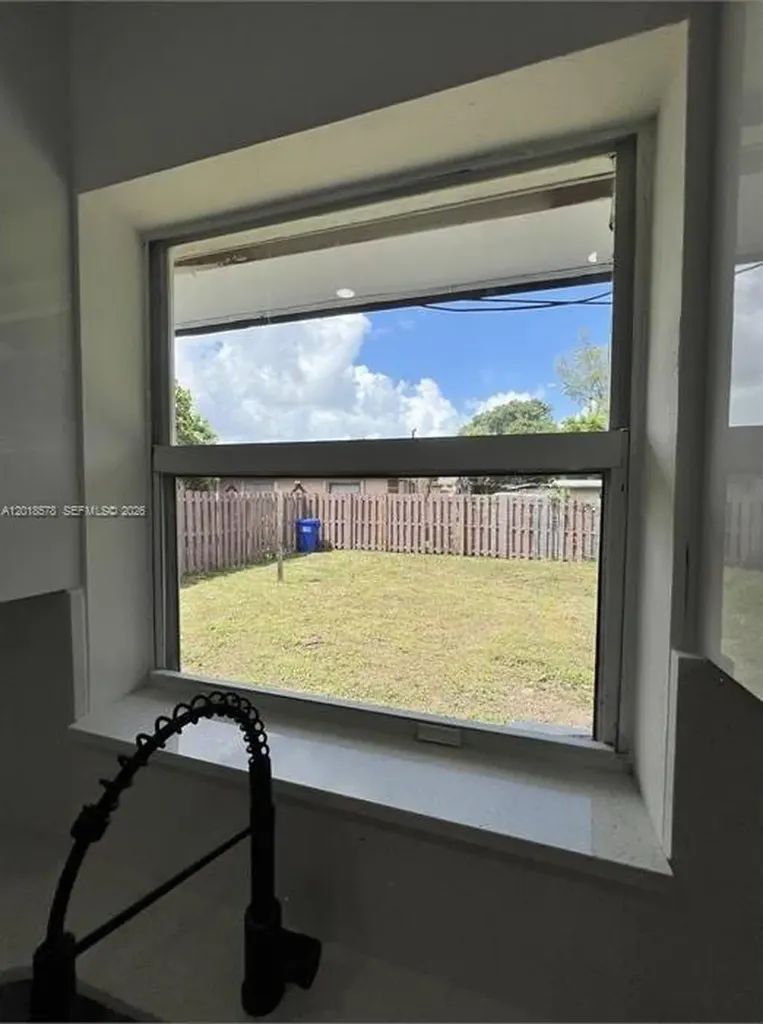 201-205 NW 30th Avenue Pompano Beach FL 33069