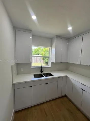 201-205 NW 30th Avenue Pompano Beach FL 33069