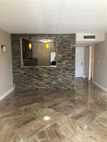 9350 Fontainebleau Boulevard Miami FL 33172