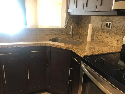 9350 Fontainebleau Boulevard Miami FL 33172