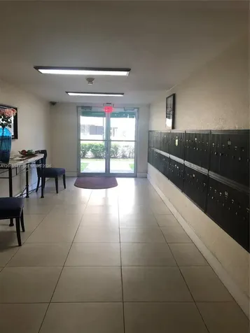 9350 Fontainebleau Boulevard Miami FL 33172