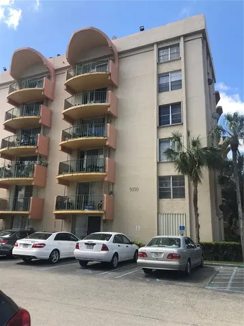9350 Fontainebleau Boulevard Miami FL 33172