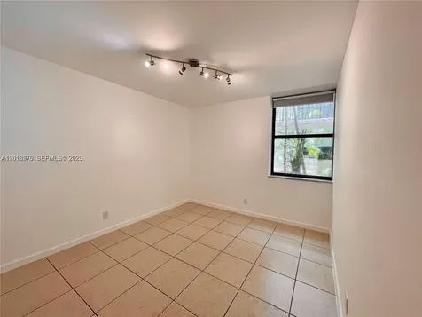 20441 NE 30th Avenue Aventura FL 33180