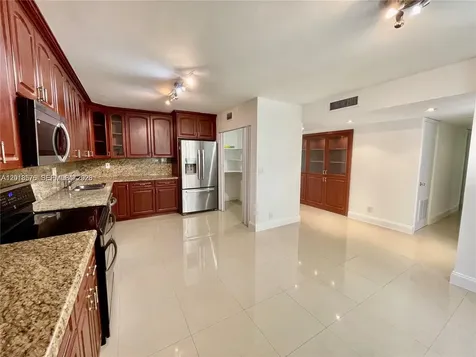 20441 NE 30th Avenue Aventura FL 33180