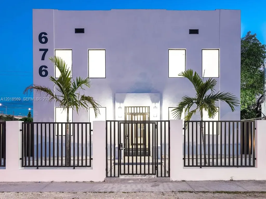 676 NW 47th Street Miami FL 33127