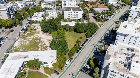 9201 W Bay Harbor Drive Bay Harbor Islands FL 33154