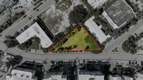 9201 W Bay Harbor Drive Bay Harbor Islands FL 33154