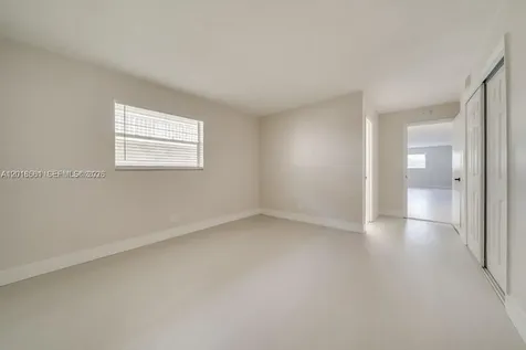 841 SW 74 Terrace North Lauderdale FL 33068