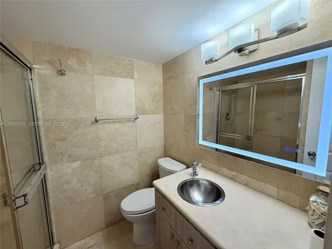 5151 Collins Avenue Miami Beach FL 33140