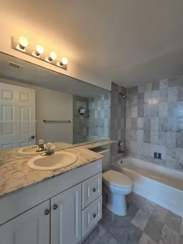 800 Claughton Island Drive Miami FL 33131