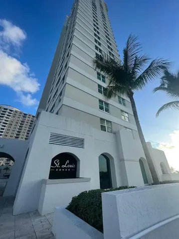 800 Claughton Island Drive Miami FL 33131