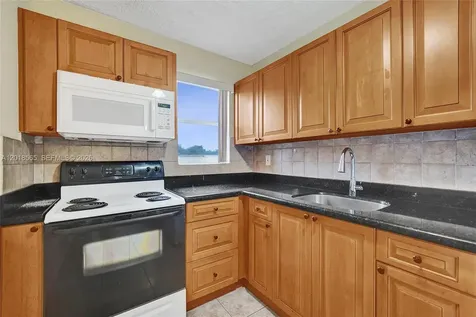 111 SE 4th Avenue Hallandale Beach FL 33009