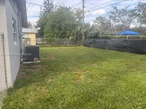 1070 NW 23rd Road Fort Lauderdale FL 33311