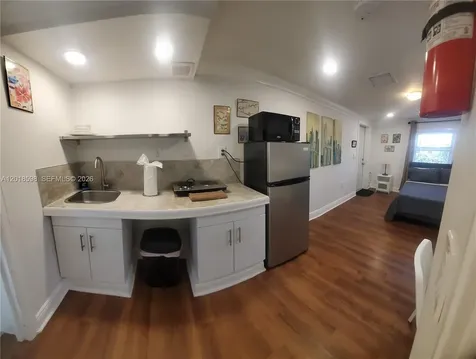 1030 S 62nd Avenue Hollywood FL 33023