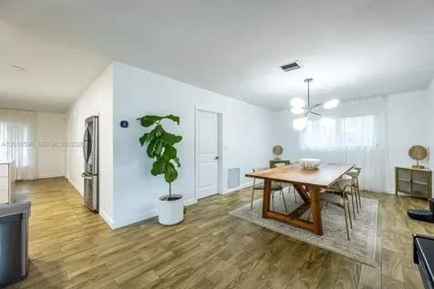 16713 SW 107th Place Miami FL 33157