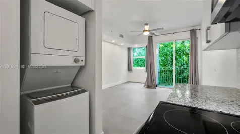 1536 NW 15th Avenue Miami FL 33125
