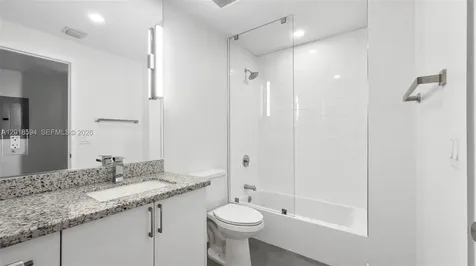 1536 NW 15th Avenue Miami FL 33125