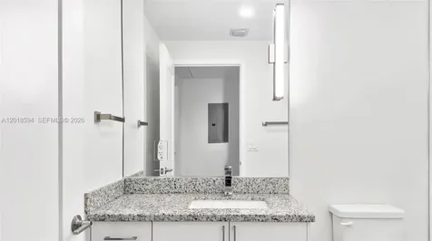 1536 NW 15th Avenue Miami FL 33125