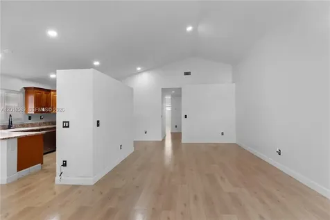 1035 W Jasmine Lane North Lauderdale FL 33068