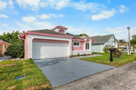 1035 W Jasmine Lane North Lauderdale FL 33068