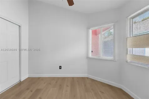 1035 W Jasmine Lane North Lauderdale FL 33068