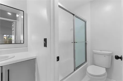1035 W Jasmine Lane North Lauderdale FL 33068