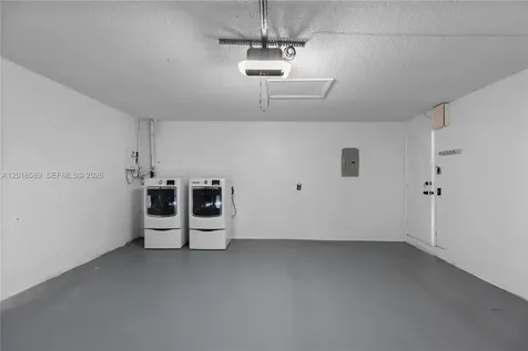 1035 W Jasmine Lane North Lauderdale FL 33068