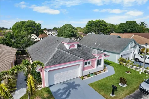 1035 W Jasmine Lane North Lauderdale FL 33068
